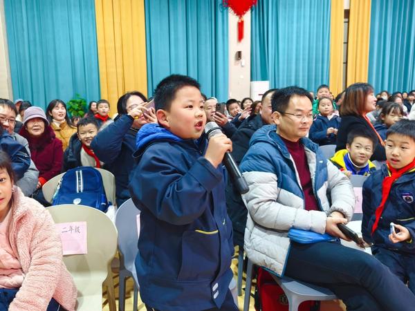 游泳全国冠军_全国游泳比赛冠军_一位市级游泳冠军