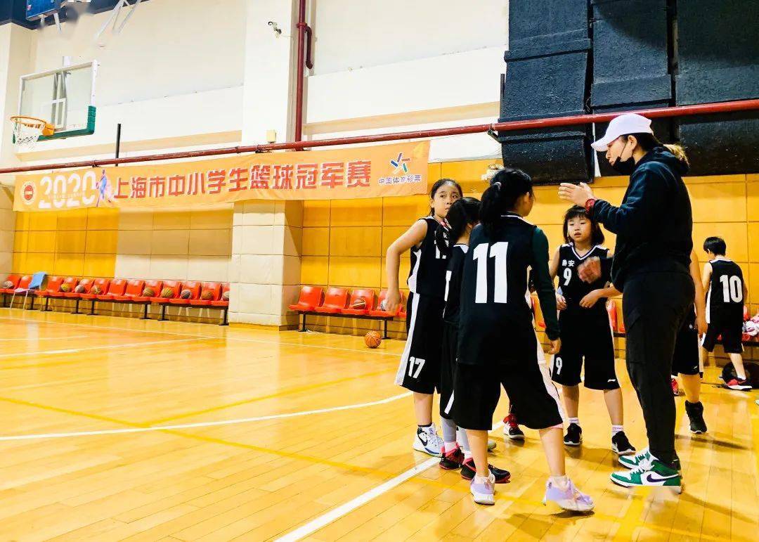 樟树三中篮球队_樟树初中篮球比赛冠军_樟树市篮球培训