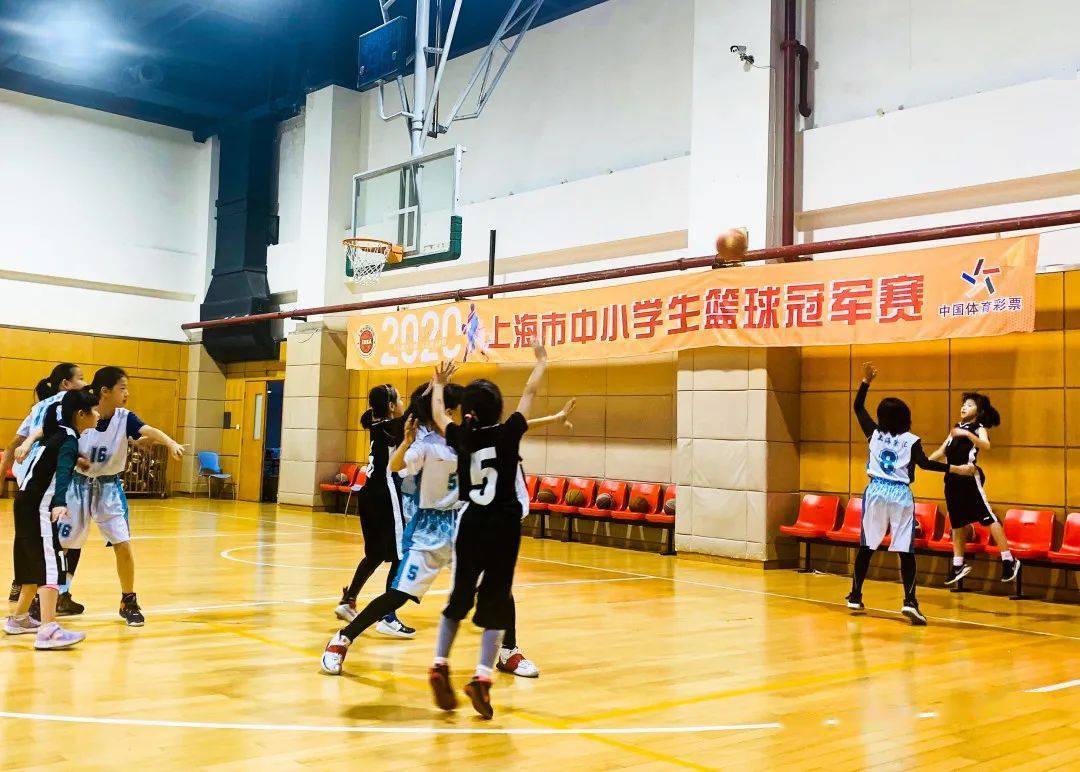 樟树初中篮球比赛冠军_樟树市篮球培训_樟树三中篮球队