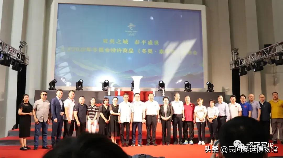 世界举重冠军塔神是谁_2021塔什干举重亚锦赛_举重塔神是谁