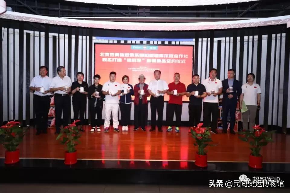 举重塔神是谁_2021塔什干举重亚锦赛_世界举重冠军塔神是谁