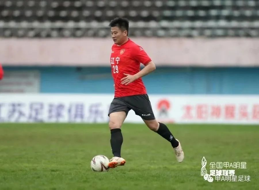 深圳足球夺冠历史队员陈永强_陈永强足球俱乐部_陈永强足球