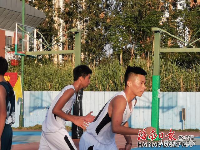 儋州市篮球赛冠军是谁啊_儋州篮球比赛_儋州篮球谁最厉害